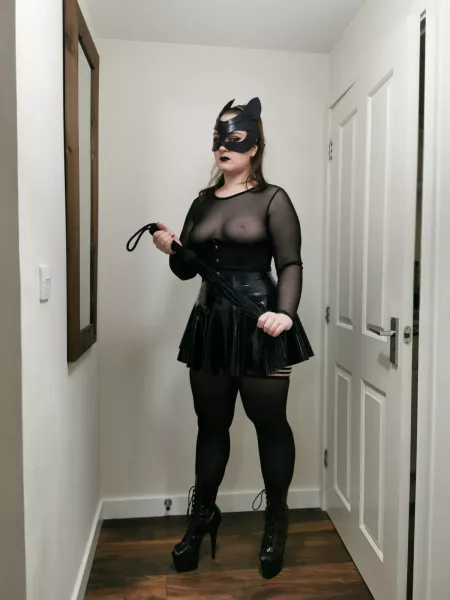 Another look in my new latex skirt! I'm in love with it and I am hoping to expand my collection very soon 😘❤