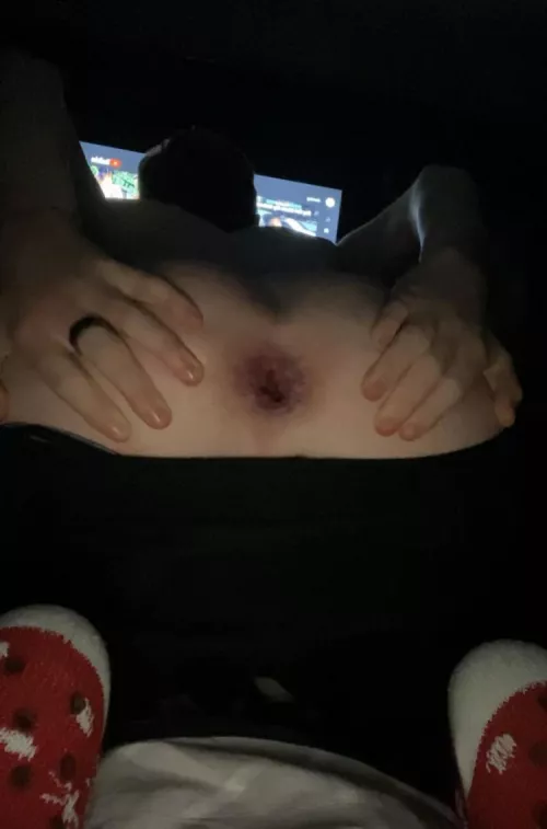 any older daddy’s want this ass hmu;)