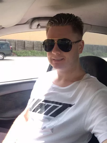 Any twinks want a young friendly loving caring guy is JCalaisv8