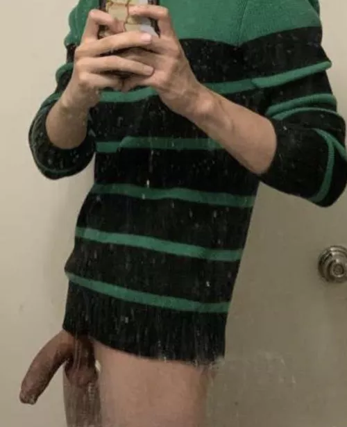 Any young foreskin lovers?