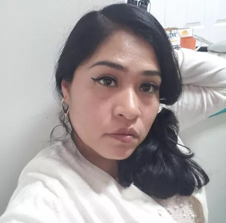 Anybody wanna talk about fucking this milfy aunt hmu