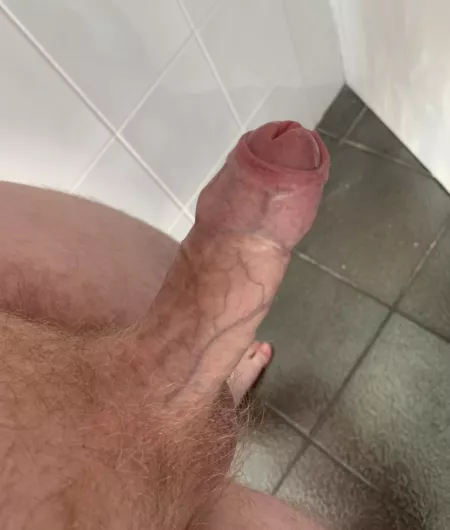 Anyone a fan of horny married cock? 😏😈