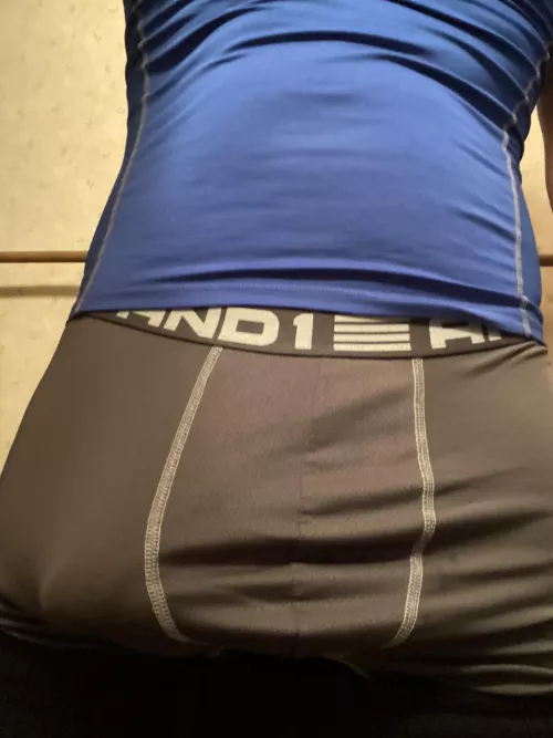 Are pastors allowed to post here 👀