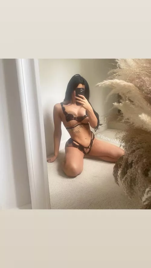 Are petite sexy Barbies your type ? FREE TRIAL LINK IN COMMENTS🔥🔥 don’t keep your slutty doll waiting…KINK & FETISH FRIENDLY😋👅💓