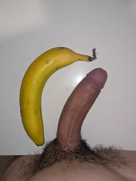 Banana for comparison 🍌