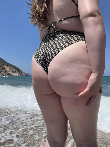 Beach & Booty (OC)