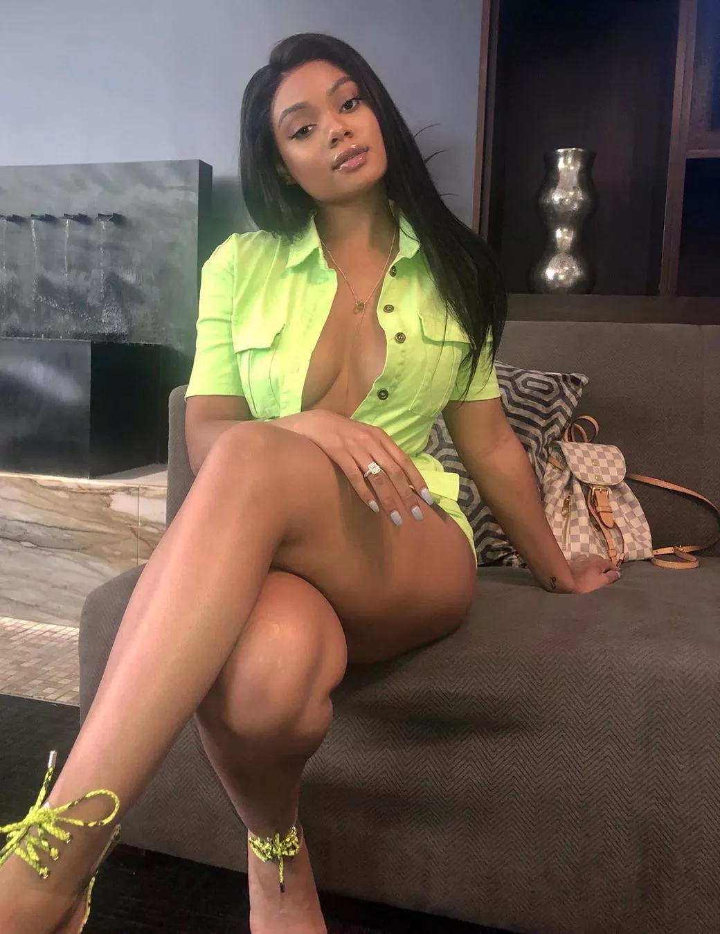 Beautiful Legs??✨