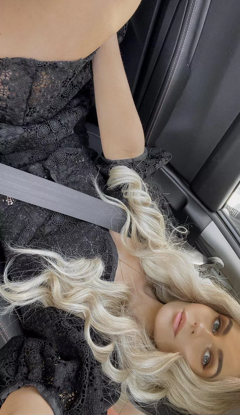 black💫