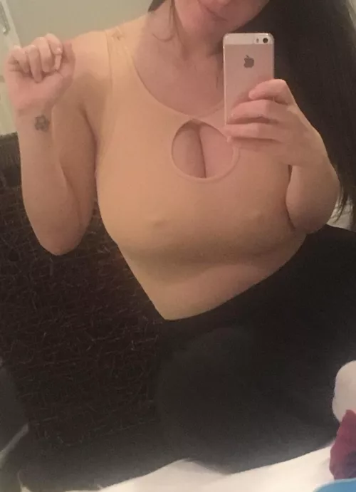 Black and tan and a little chilly (F)