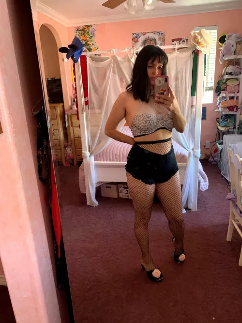 Boop boop I want your hands all over me hehe (✿◠‿◠)