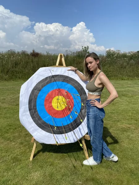 Brie Larson. Simp queen. Master of the boob flaunt.