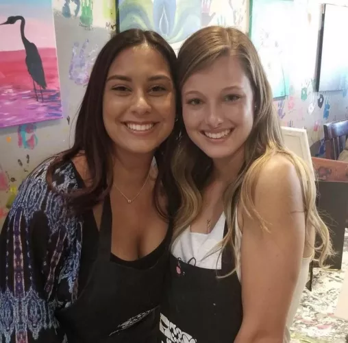 Brunette or blonde 😍