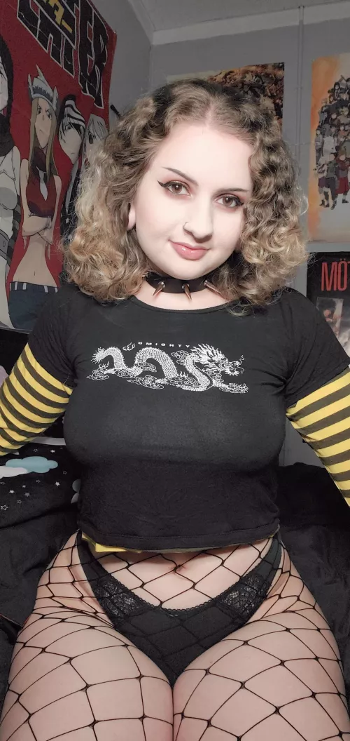 bury your face between my thighs 😋