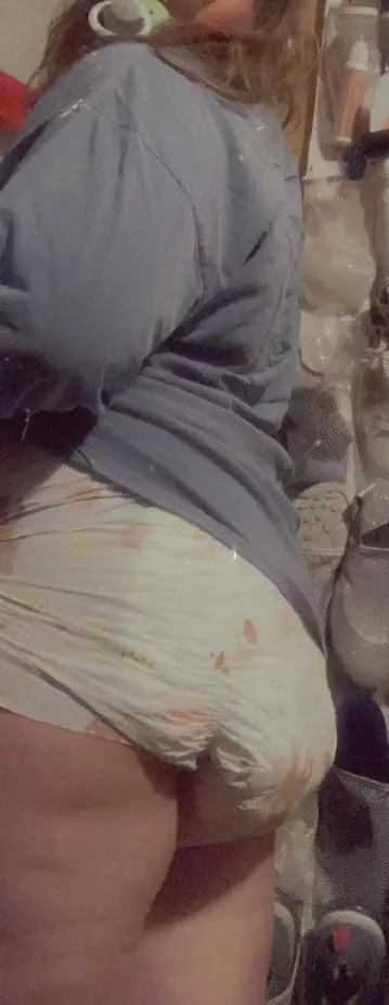 Butt pats? 🥺