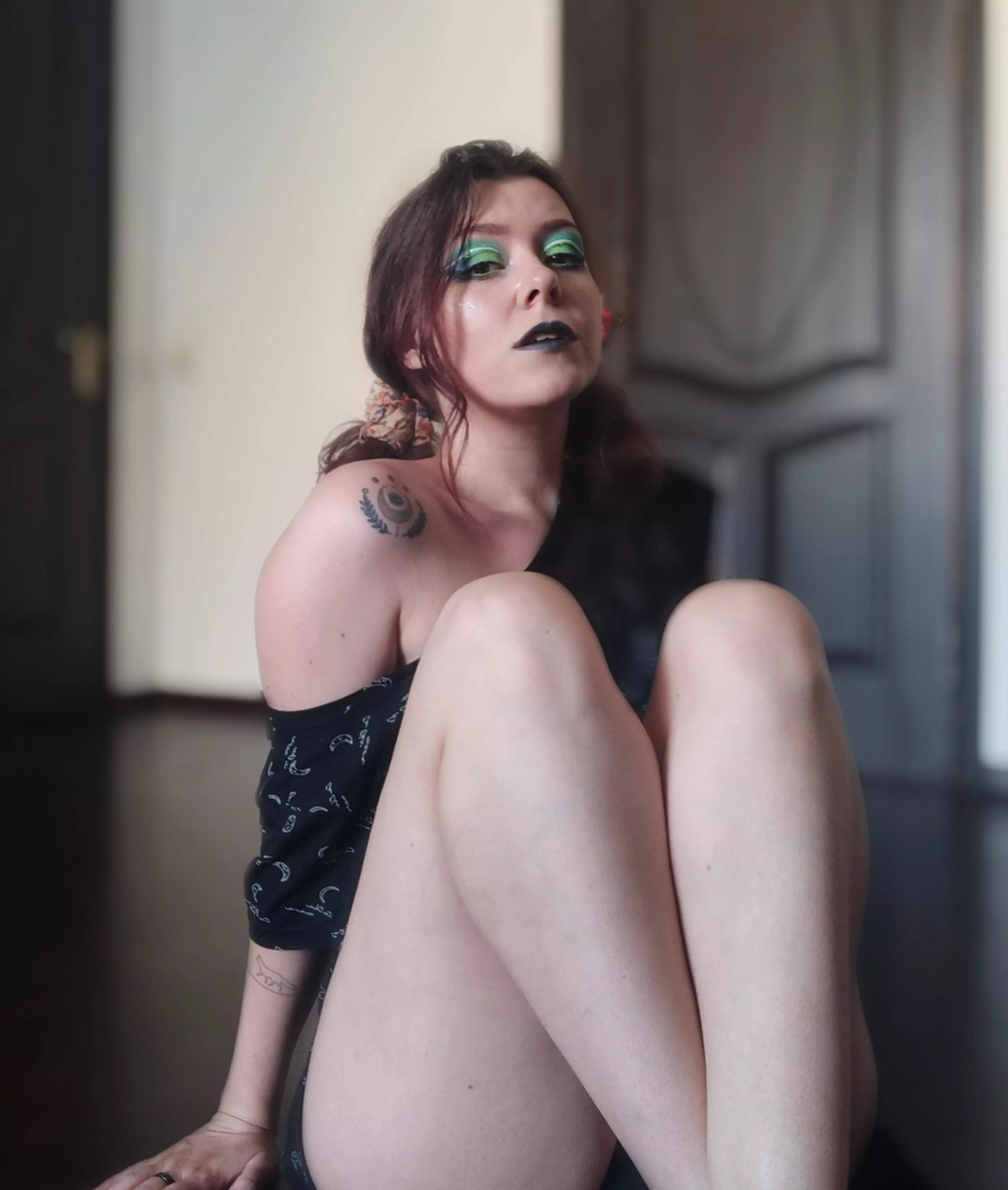 Came after work, would u guess it? 😜[f]