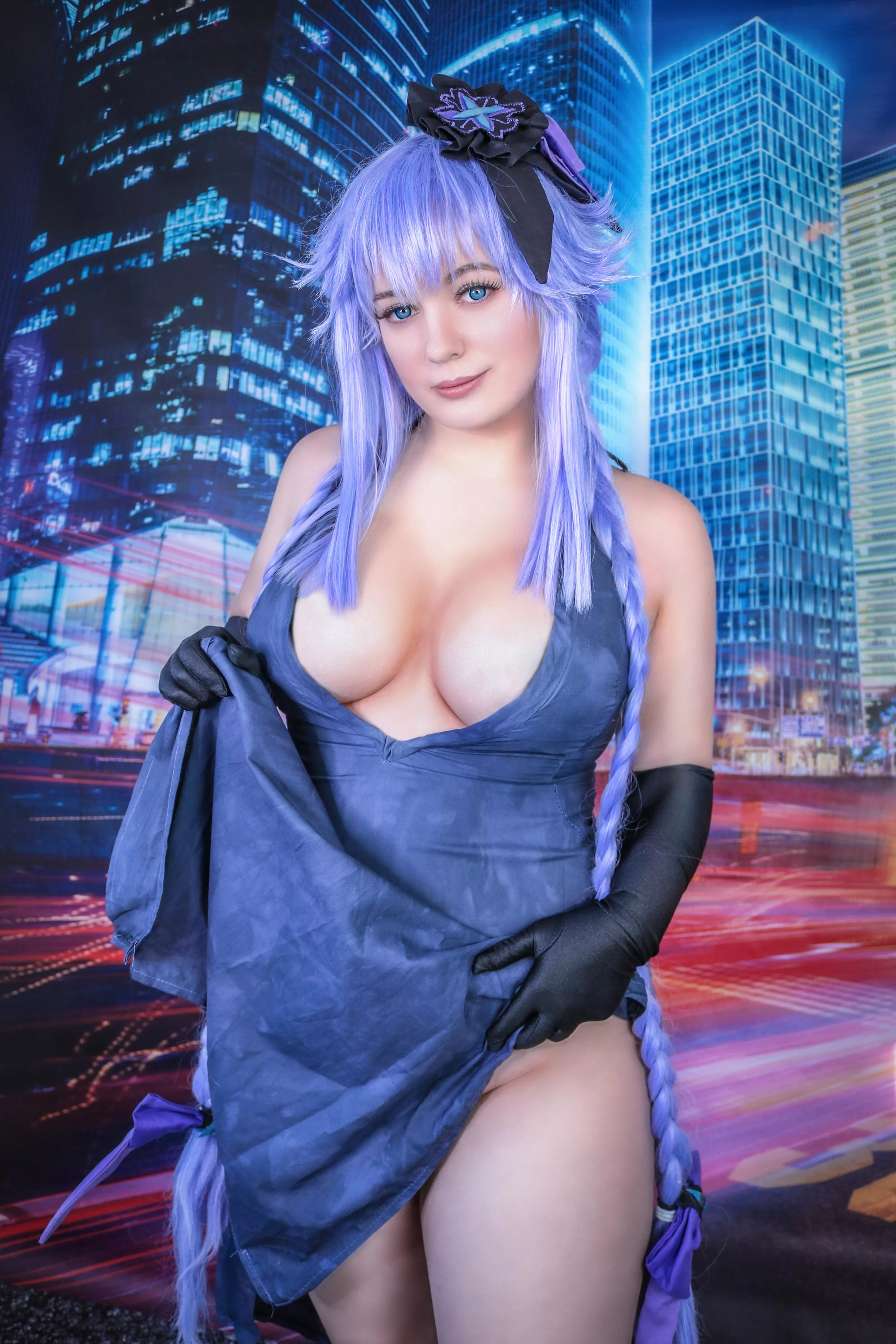 Can there be too much cleavage? [Purple Heart] (By Lysande)