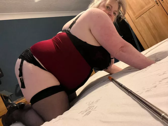 Can you handle this 52yo BBW GILF? <3