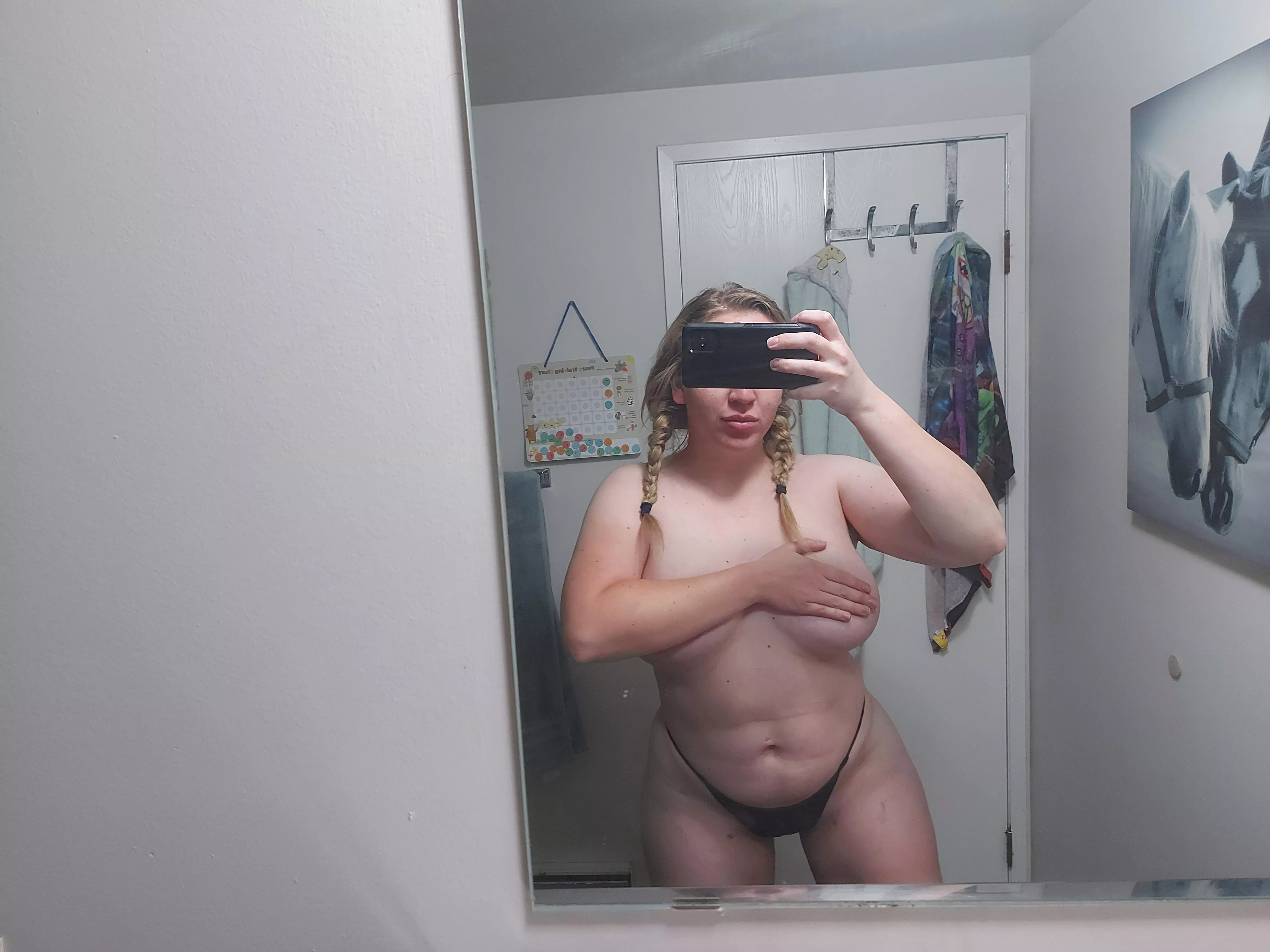 Canadian milfie