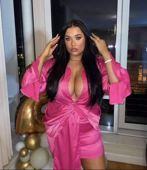 Chav Slut Honey! Big Tits & A Face For Finishing On 💦