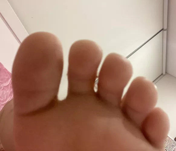 cheeky peek 👻💌