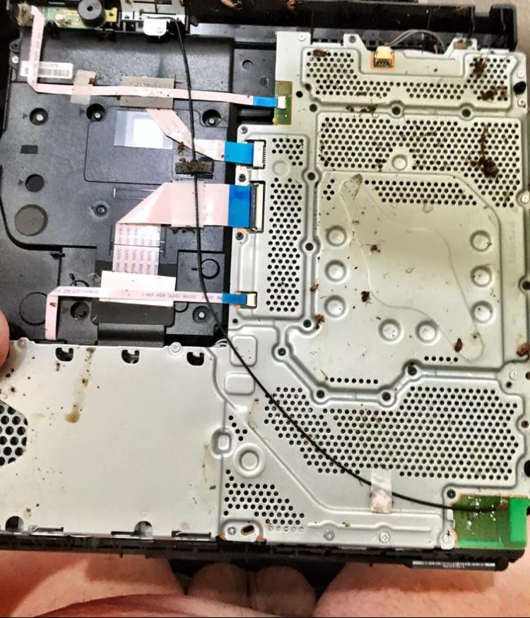 Cleaning out a friend’s PS4.