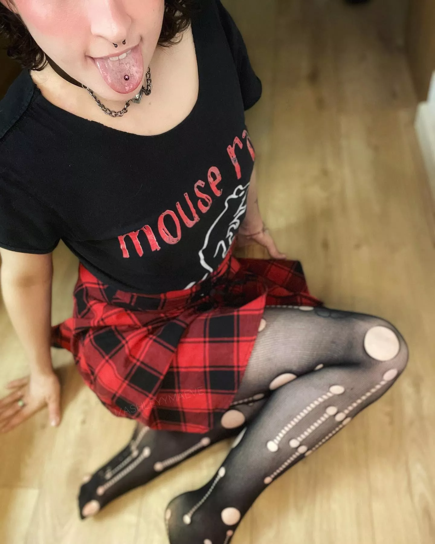 Collared on the floor..