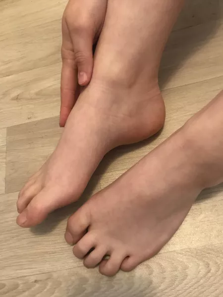 Come caress my soles