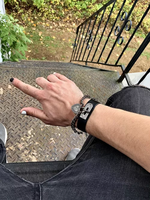 Come check out my OF 😈