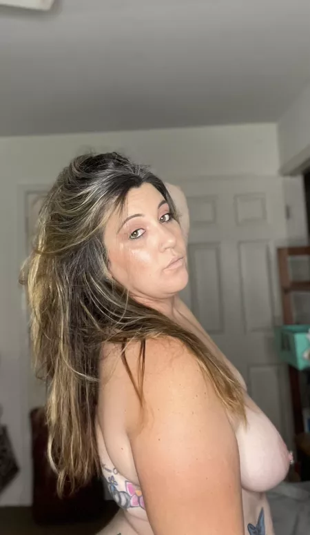 Come hang out babes😈[OC]