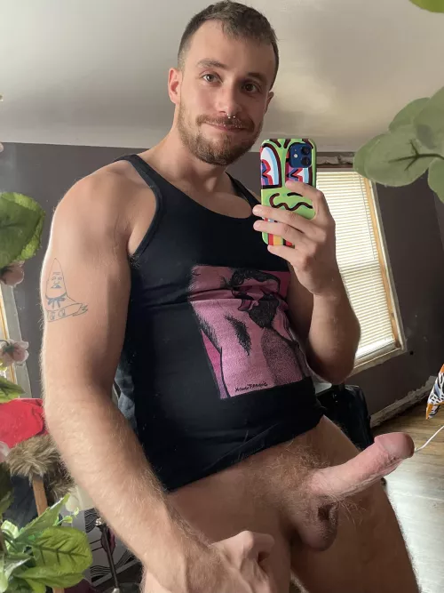 Comment if you’d be daddy’s bottom 😜