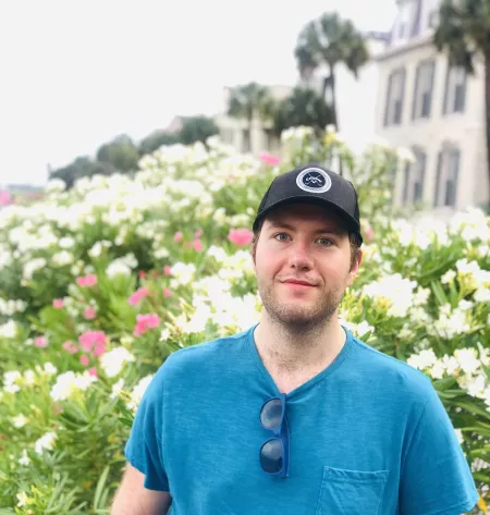 Could use some love these days. Feeling lonely and fat 🥴