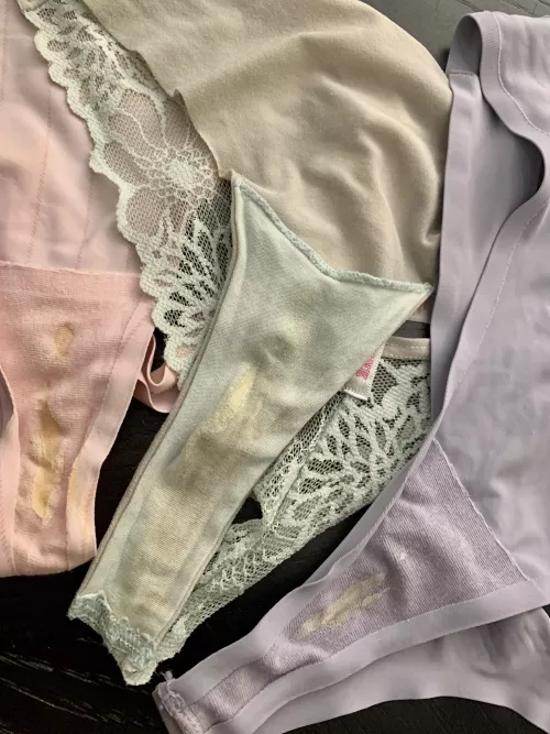 Cum and get this perfect pretty in pastel trio ❤️😘😉