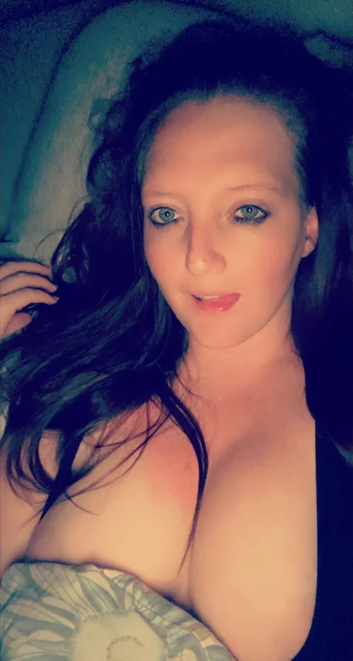 Cum check out my only fans page . I new to the game and would love to make your dreams come true 🥰 link in the comments