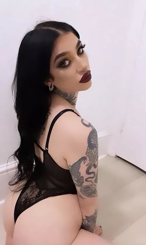 cum follow me on instagram @exmlythestrangee