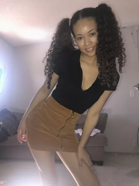 Curly hair in pigtails 😋💕