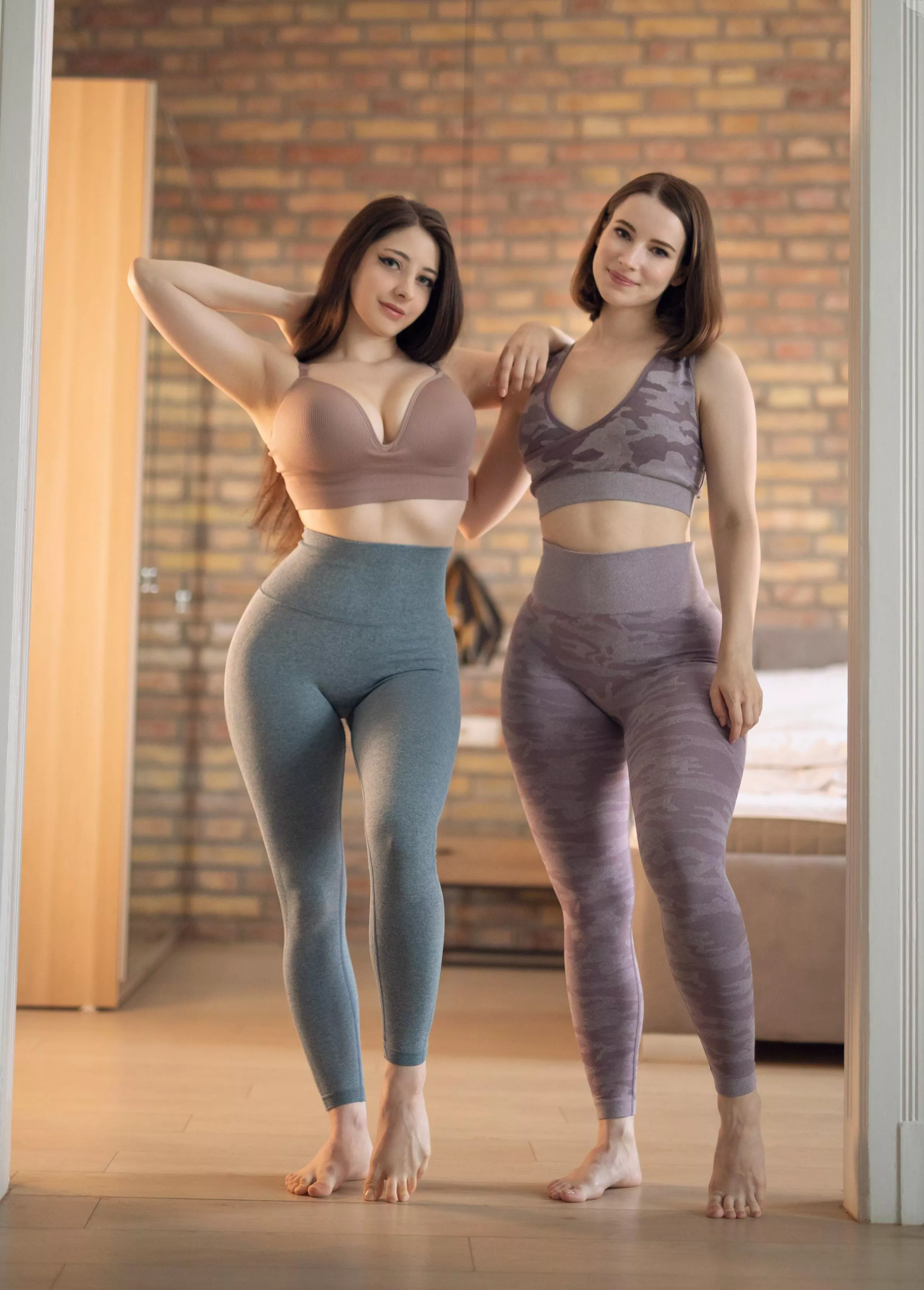 Curvy brunettes
