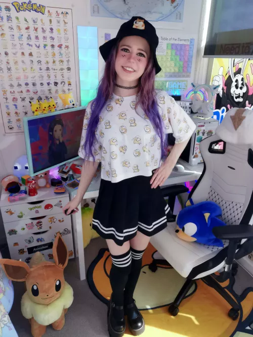 cute black thigh highs 😋❤️