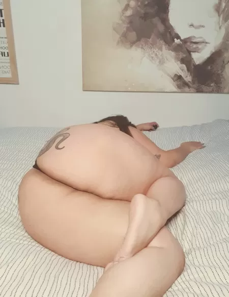 Daddy I fell asleep waiting for you to come home🥺