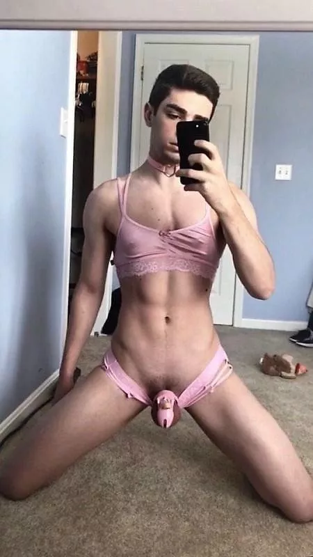 Daddy loves him in pink😜