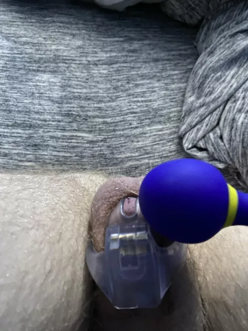 Day 9 ~ I want to cum so bad I’ve resorted to this 😣 (still need a domme :))