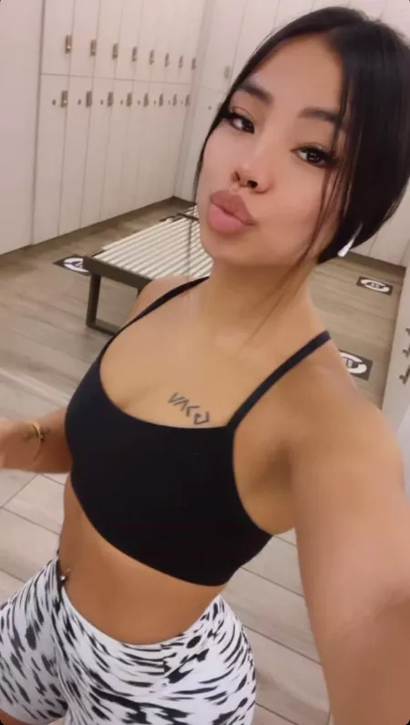 Dm if you can cum tribute her and drop a load on her thick Asian whore ass kik: r4peeeeee (must start off with a cock trib and must have a big screen)