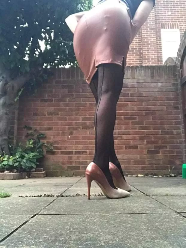 Do my heels match the skirt?