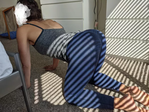 Do these pants make my ass look... ? 😘 F42