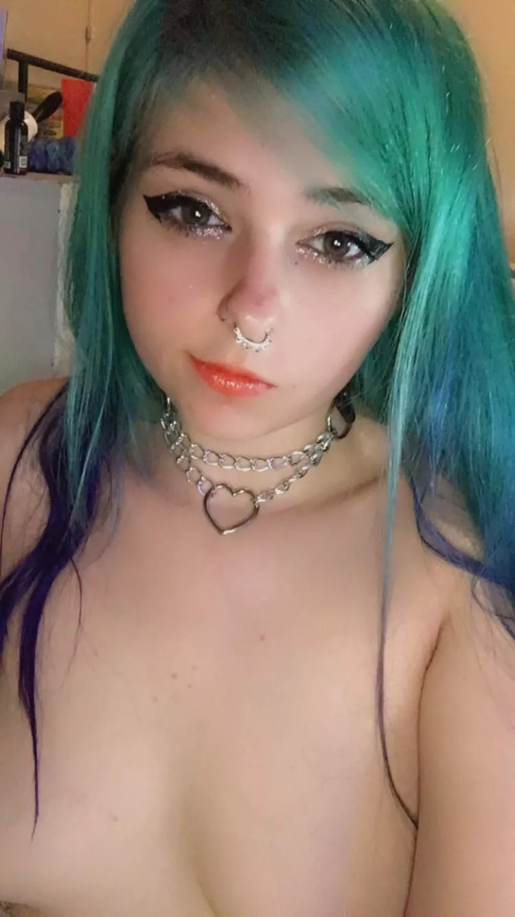 Do you like chains as collars too?
