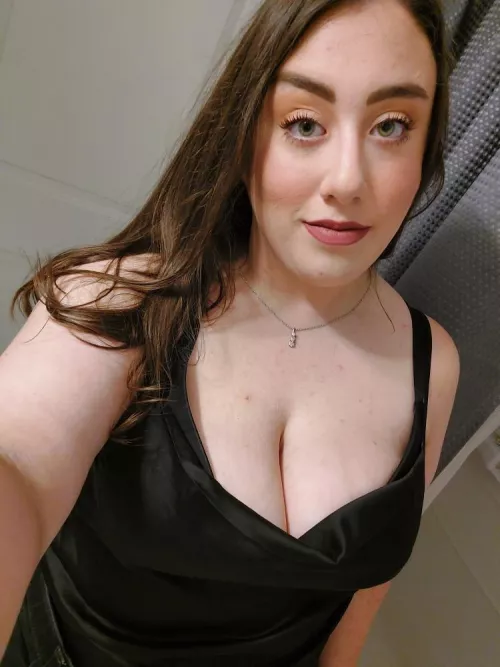 Do you like cute chubby girls? Do you like cute chubby girls?