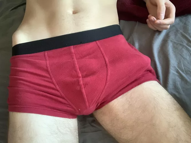 Do you like my red boxers?👀🔥