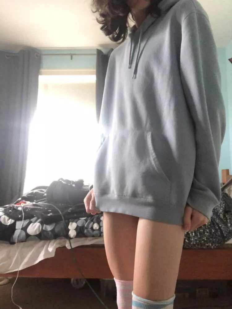 Do you think I'm cute 🥺👉👈