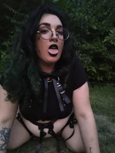 Do you think I'm submissive? 🤔