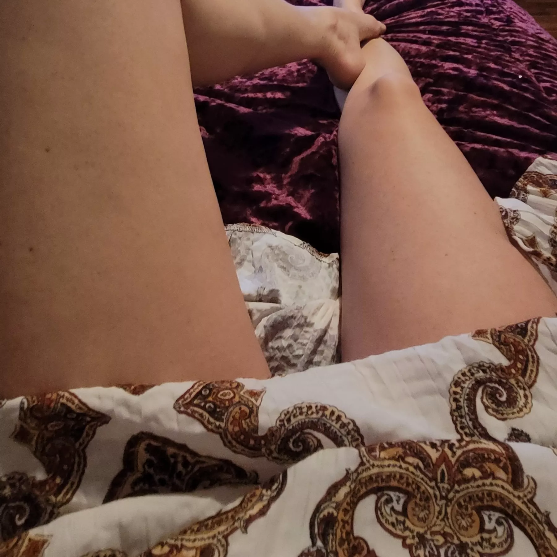 Do you think I'm wearing panties?π(42) Do you think I'm wearing panties?π(42)