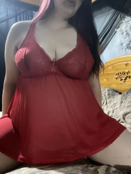 Does red look good on me, or would it look better off? I think this dress hides my figure but plenty more in my profile if you fancy a look 🥺